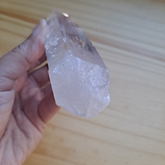 Large Clear Quartz Crystal Point - Picture 5 of 9